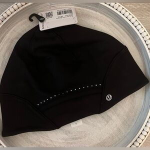 Lululemon Run For It All Beanie- Brand New
